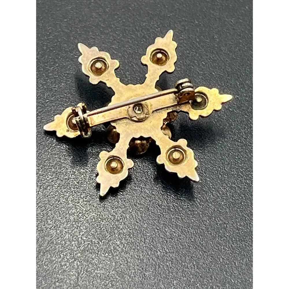 Vintage Emerald Green Prong Set 6‎ Pointed Faux Pearl Brooch Pin Gold Tone